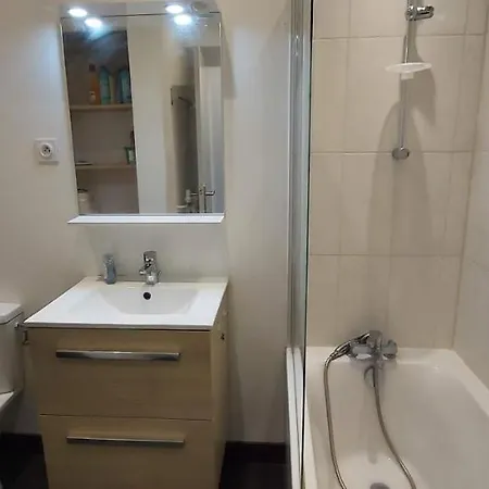 83 M2, 4 Lits , 5 Pers, 100 M De La Gare, Confortable Et Lumineux Apartment Le Havre