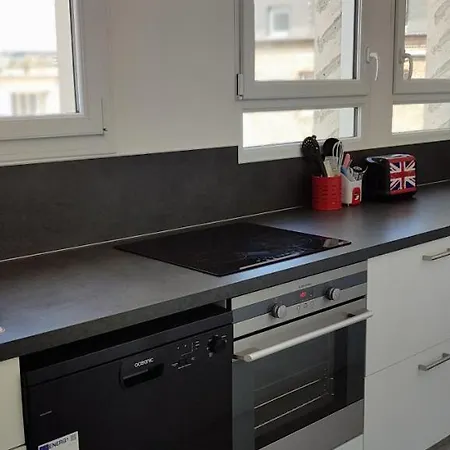 83 M2, 4 Lits , 5 Pers, 100 M De La Gare, Confortable Et Lumineux ル・アーヴル