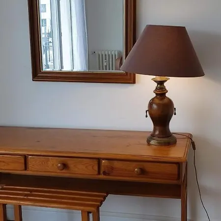 83 M2, 4 Lits , 5 Pers, 100 M De La Gare, Confortable Et Lumineux *